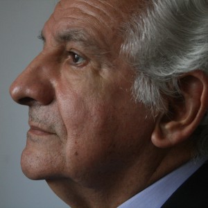 Fotografía del Dr. Max Hernández